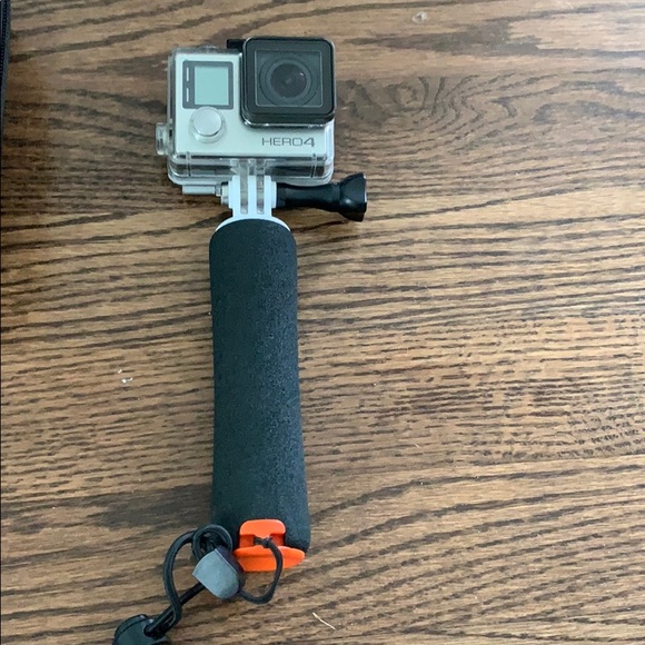 GoPro hero 4 and kit - Picture 2 of 8